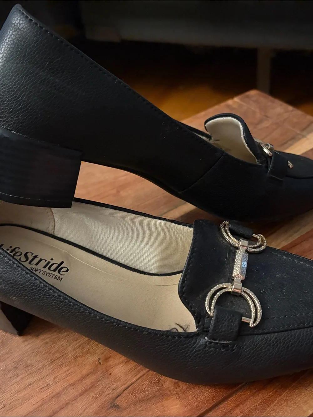 Life Stride Black Women's Loafer Pumps